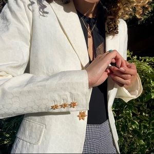 Honeycomb Print White Blazer w Pink Floral Buttons